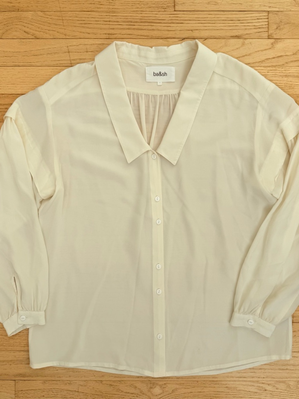Like New! ba&sh 100% Silk Lightweight Button Down w/ Sleeve Detailing sz. 1 (sm)